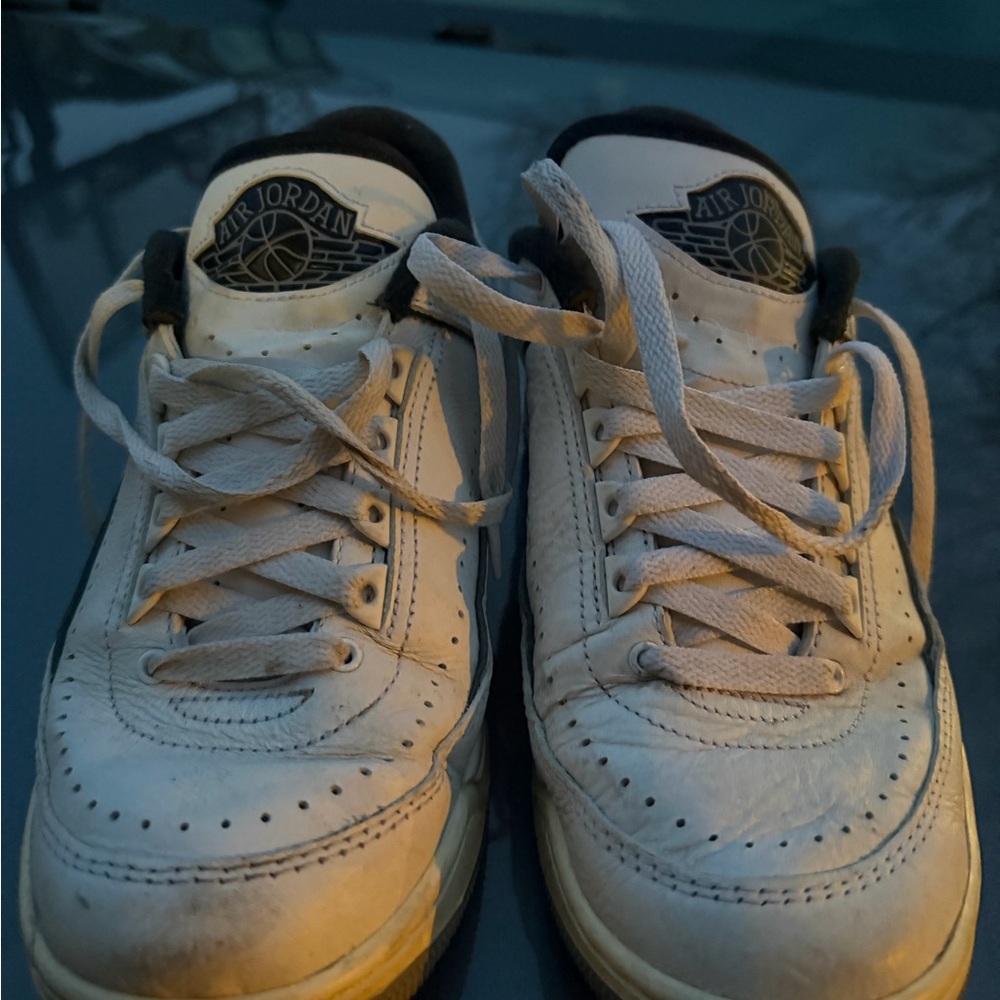 Jordan Men’s White and Black Low-Top Sneakers
